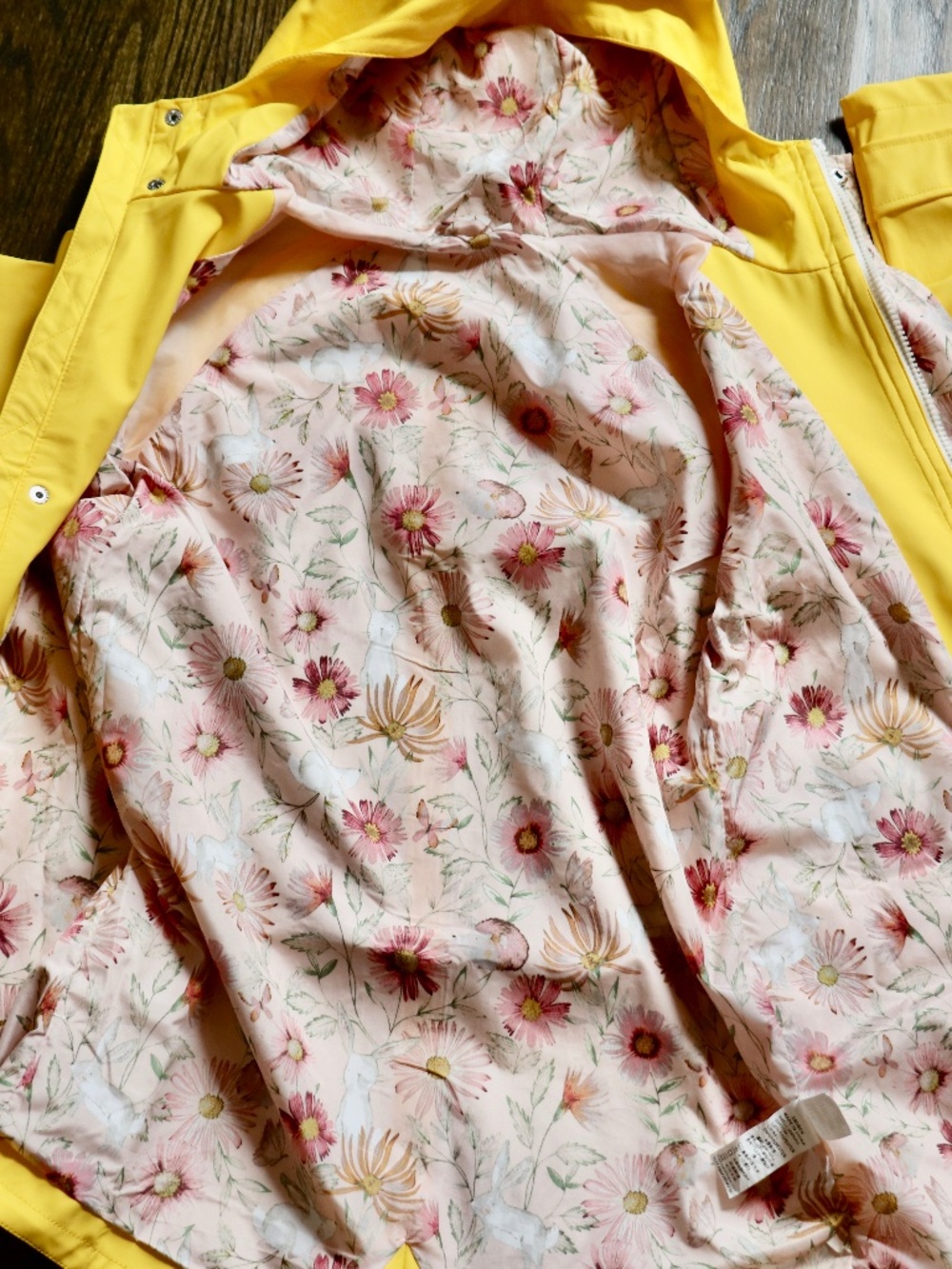 Girls Yellow Waterproof Hooded Raincoat w/ Pink Floral Lining SZ 11/12 Coraline - Picture 6 of 13